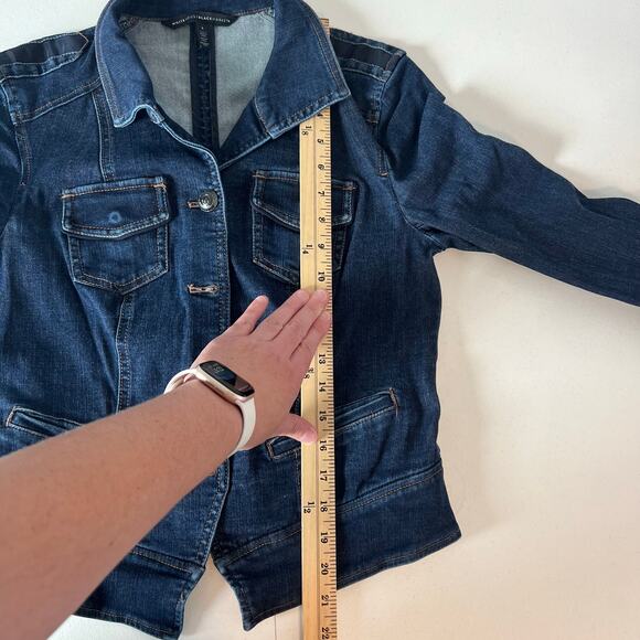 White House Black Market Jean Jacket Size 4 - Picture 12 of 13